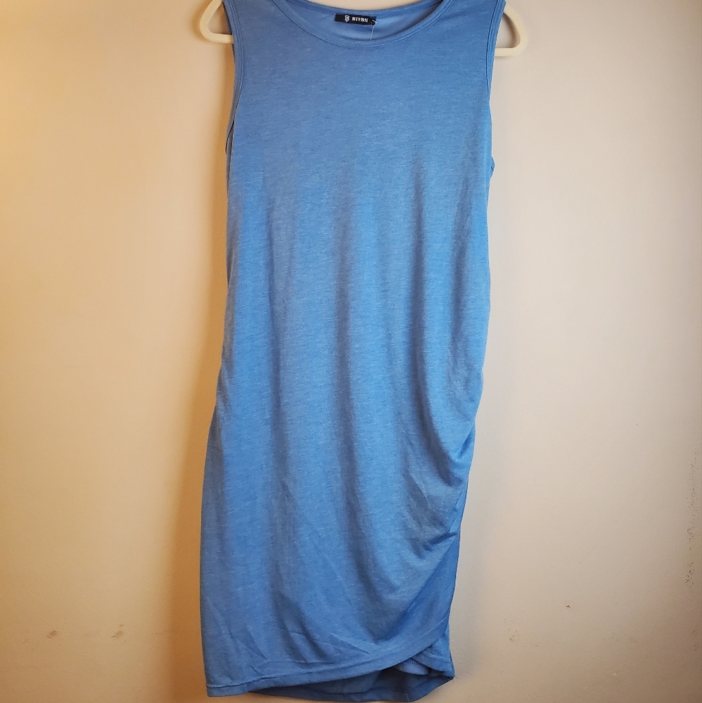 Maternity blue sleeveless dress